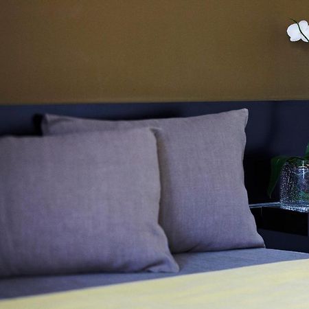 Xcelsus, Free Parking Hotel Ramava Luaran gambar