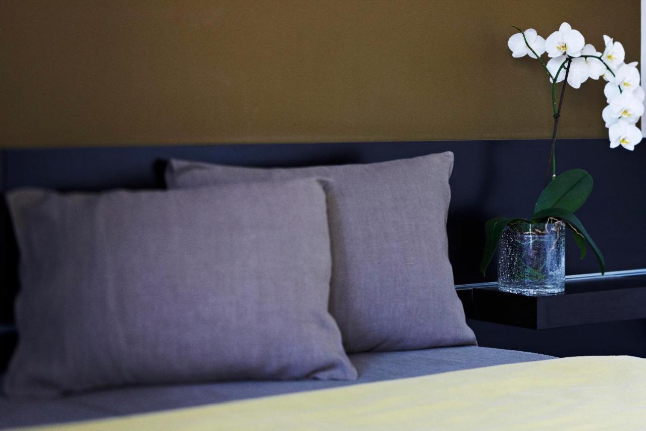 Xcelsus, Free Parking Hotel Ramava Luaran gambar